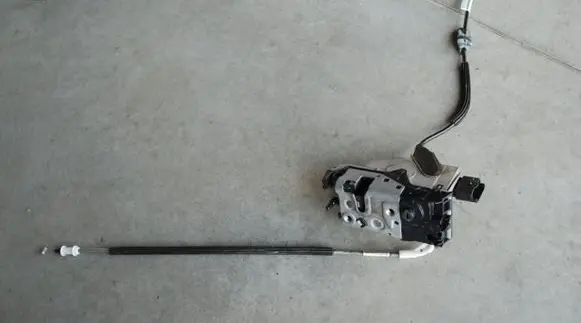 Citroen DS4 Loading door lock 
