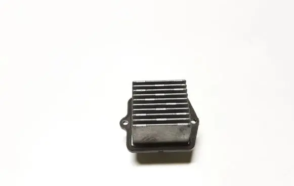 Suzuki Grand Vitara II Heater blower motor/fan resistor