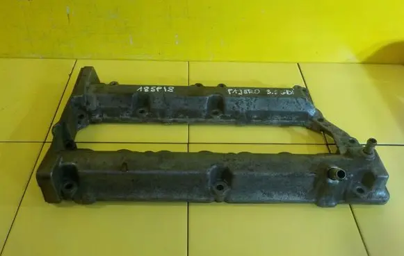 Mitsubishi Pajero Rocker cam cover ZAWOROW 18SP48