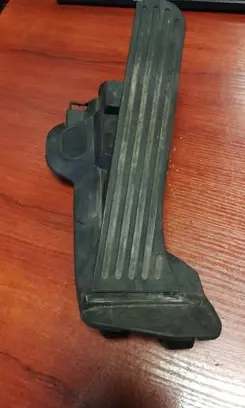 Volkswagen Jetta V Accelerator throttle pedal 6PV00874500