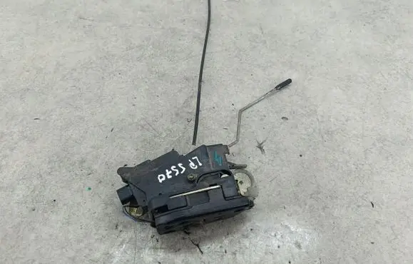Mercedes-Benz Vito Viano W639 Front door lock A6397200435