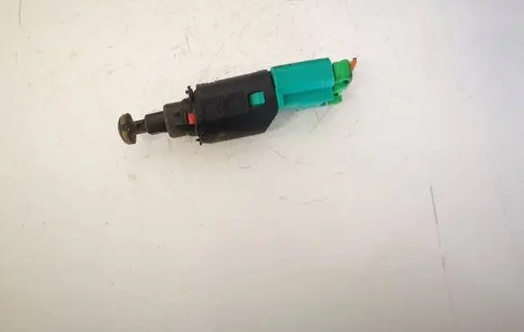 Peugeot 207 Brake pedal sensor switch 9650688480