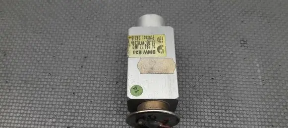 BMW 3 E36 Air conditioning (A/C) expansion valve 