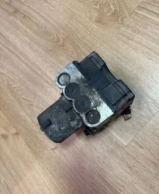Audi A4 S4 B5 8D ABS Pump 8D0514111 K2852772847