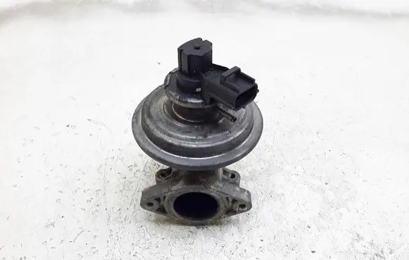 Ford Mondeo Mk III EGR valve cooler 1c1q9d475bb