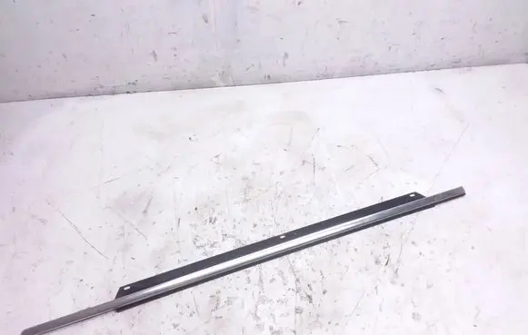 Audi Q7 4L Door glass trim 4L0853284A