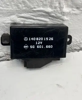 Mercedes-Benz S W140 Seat heating relay 408201525 1408201526 G601660
