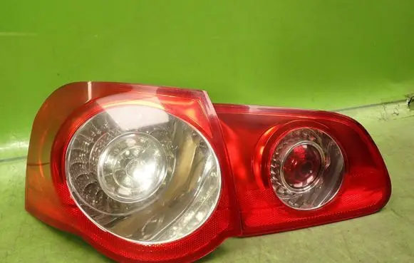 Volkswagen PASSAT B6 Rear/tail lights 