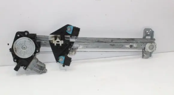 Honda CR-V Rear window lifting mechanism without motor