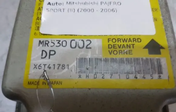 Mitsubishi Pajero Sport I Airbag control unit/module MR530002 X6T41781