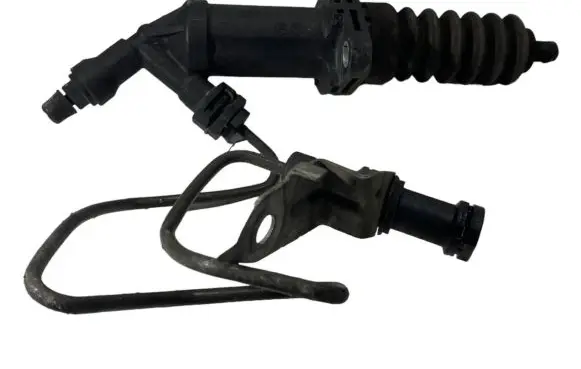BMW 1 E81 E87 Clutch master cylinder 6785964