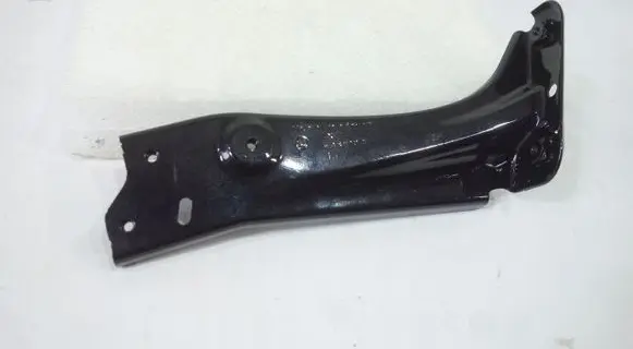 Skoda Octavia Mk3 (5E) Fender mounting bracket 5E0821141