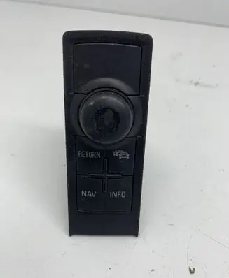 Head unit multimedia control