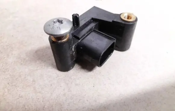 BMW 5 E60 E61 Airbag deployment crash/impact sensor 6977398 6577000980