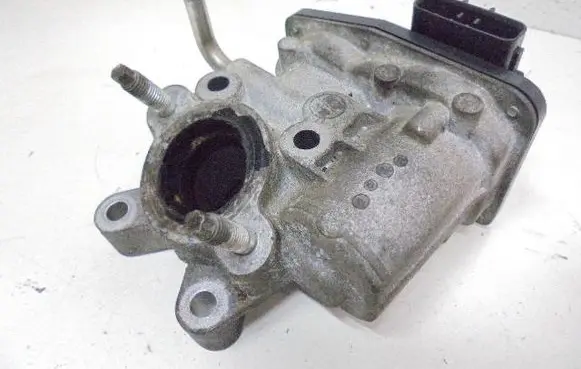 Subaru Forester SH EGR valve
