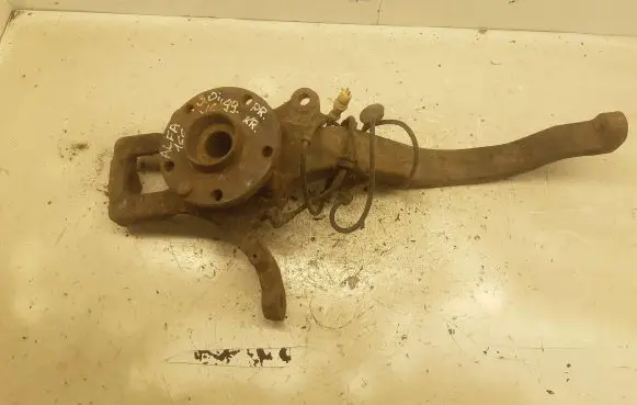 Alfa Romeo 166 Front wheel hub spindle knuckle