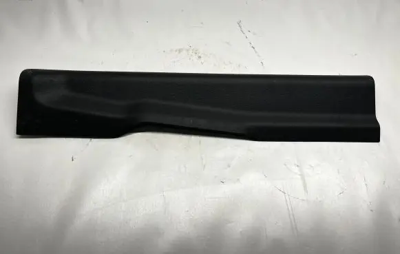 Ford Mustang VI Front sill trim cover FR3B631320AFW