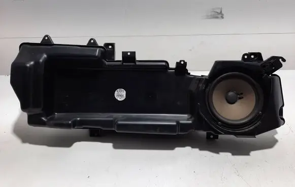 Audi A6 S6 C6 4F Front door speaker 4F0035381B