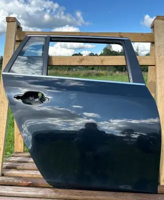 BMW 5 E60 E61 Rear door