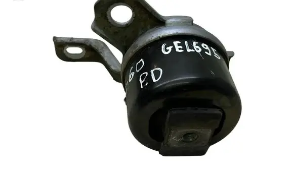 Volvo XC60 Engine mount bracket 30671245 6G926F012DD