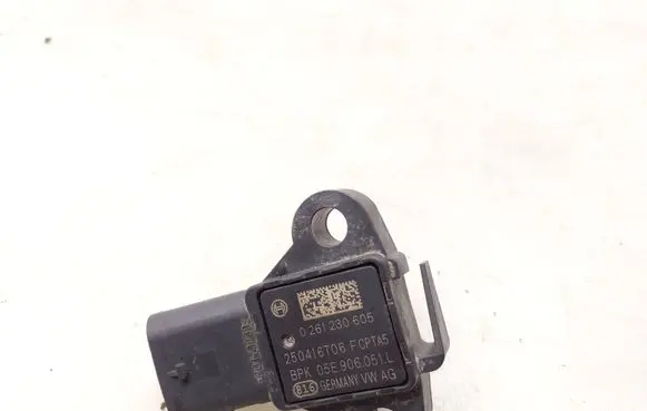 Volkswagen Tiguan Air pressure sensor 0261230605 250416T06 05E906051L