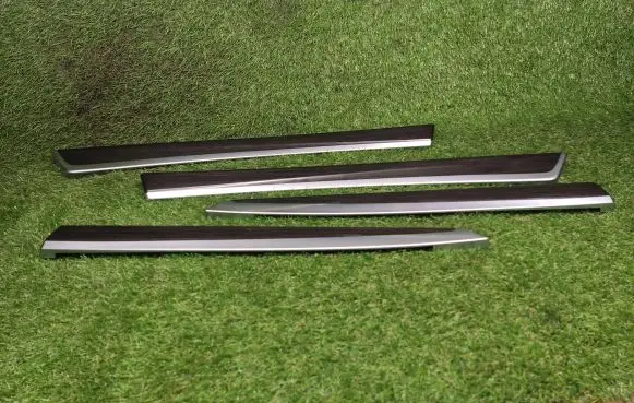 BMW 5 F10 F11 Front door trim bar 7225548 7225547 7225525