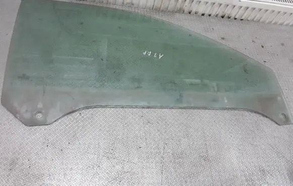 Audi A3 S3 8L Front door window/glass (coupe) 