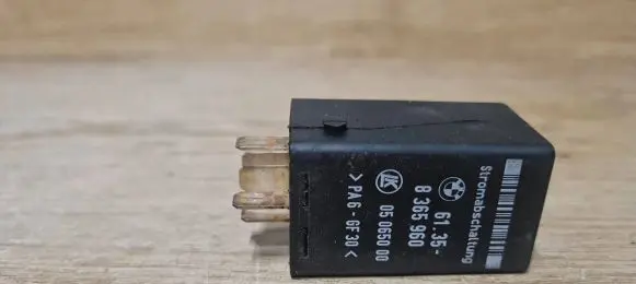 BMW 5 E39 Other relay 61358365960