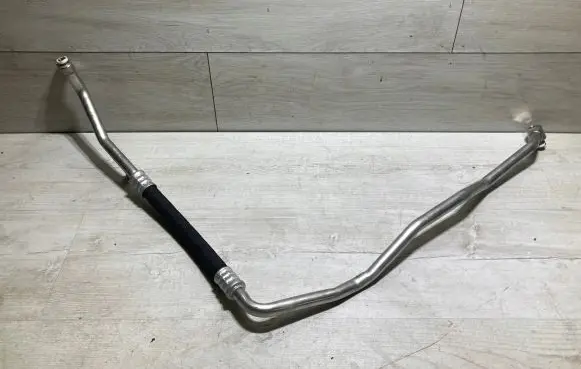 BMW X2 F39 Air conditioning (A/C) pipe/hose 6832950