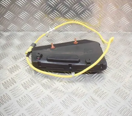 Hyundai Genesis Seat airbag 889202M100