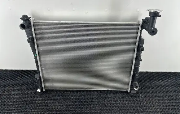Dodge Durango III Coolant radiator