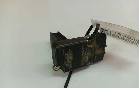 Toyota Corolla Verso AR10 Mass air flow meter 2220427010