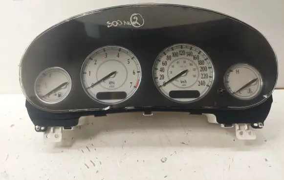 Speedometer (instrument cluster)