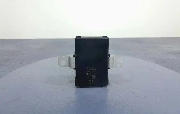 Lexus IS III XE30 Gateway control module 89100-30231