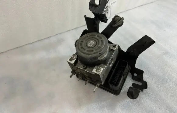 Renault Talisman ABS Pump 476607355R