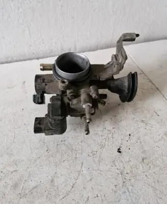 Toyota Yaris Throttle valve