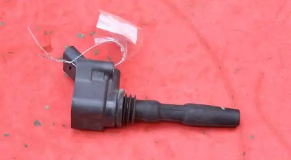 Skoda Kamiq High voltage ignition coil 04E905110K