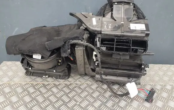Skoda Fabia Mk3 (NJ) Interior heater climate box assembly 6V1816001B