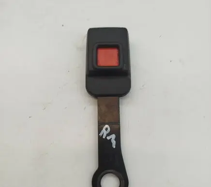 Toyota Verso Middle seatbelt buckle (rear) 625398000B