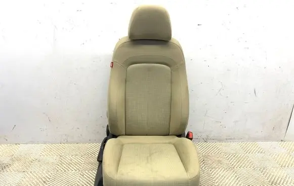 Seat Exeo (3R) Front passenger seat 