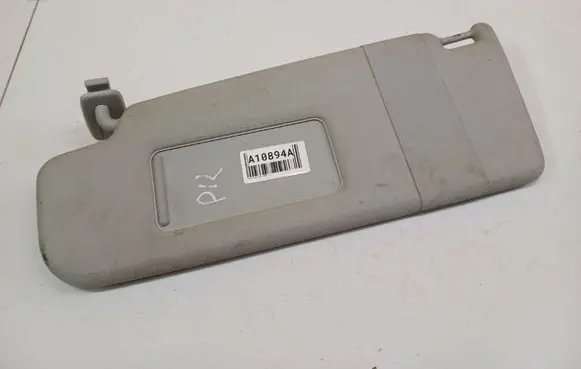 Volkswagen Golf V Sun visor
