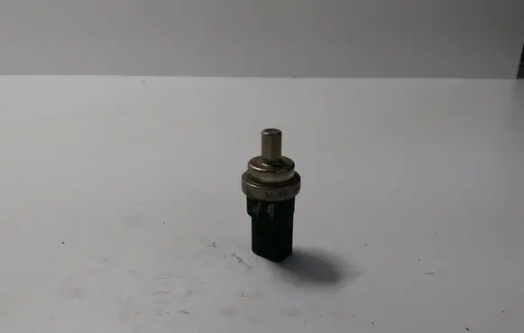 Volkswagen PASSAT B6 Coolant temperature sensor 269416