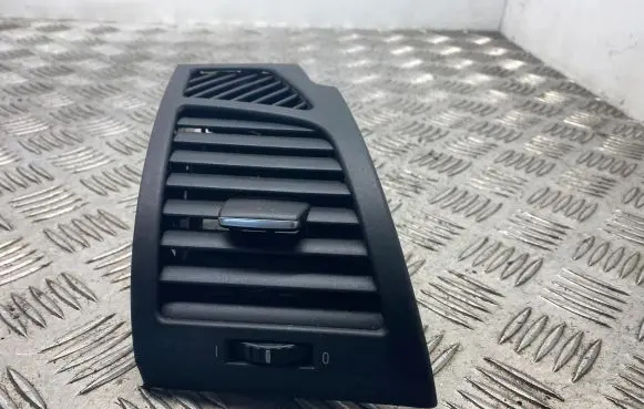 BMW 1 E81 E87 Dashboard side air vent grill/cover trim 7059188 51607059188