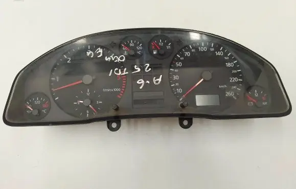 Audi A6 S6 C5 4B Speedometer (instrument cluster) 4B0919860E 110008888001