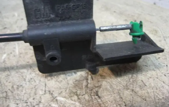 Opel Vectra B Front door cable line 
