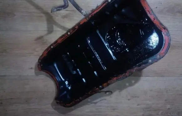 Chrysler Cirrus Oil sump