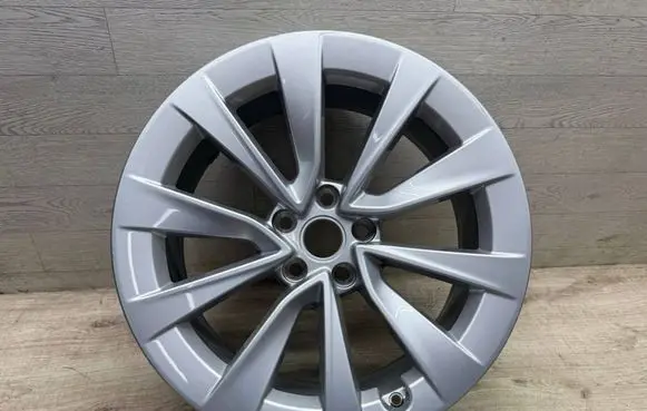 Tesla Model 3 R19 alloy rim 104426400A