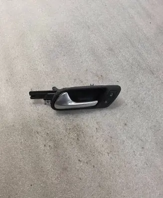 Volkswagen Golf V Front door interior handle 1K1837113
