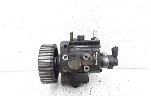Opel Insignia A Fuel injection high pressure pump 0445010193