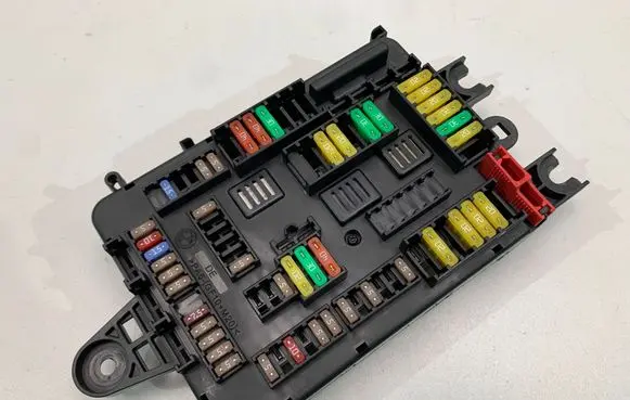 BMW 4 F36 Gran coupe Fuse box set 9389070